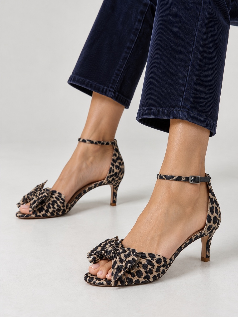 Pelle Moda 8.5M Peep-Toe Cheetah Leopard Animal Print Low heels Bow